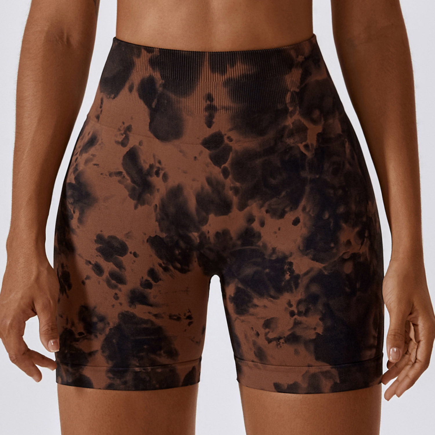 Nahtlose Scrunch Soft Active Shorts mit Batikmuster