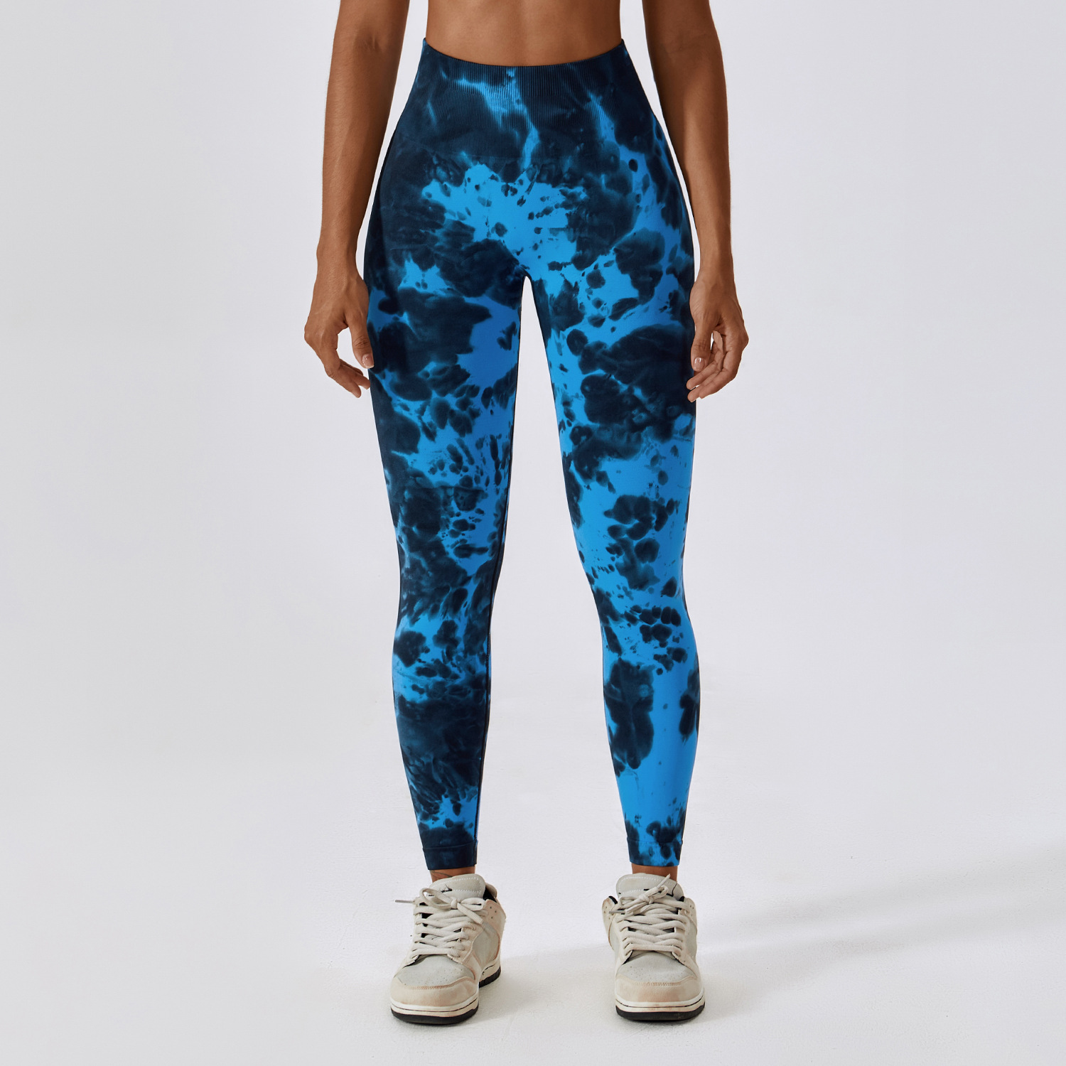 Nahtlose, handgezeichnete Trainings-Leggings